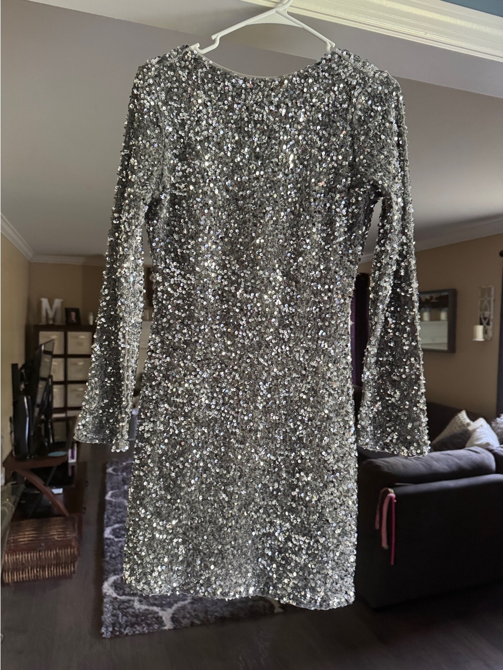 Silver Sequin Long-Sleeve Party Dress - Elegant Cocktail Style — Backless